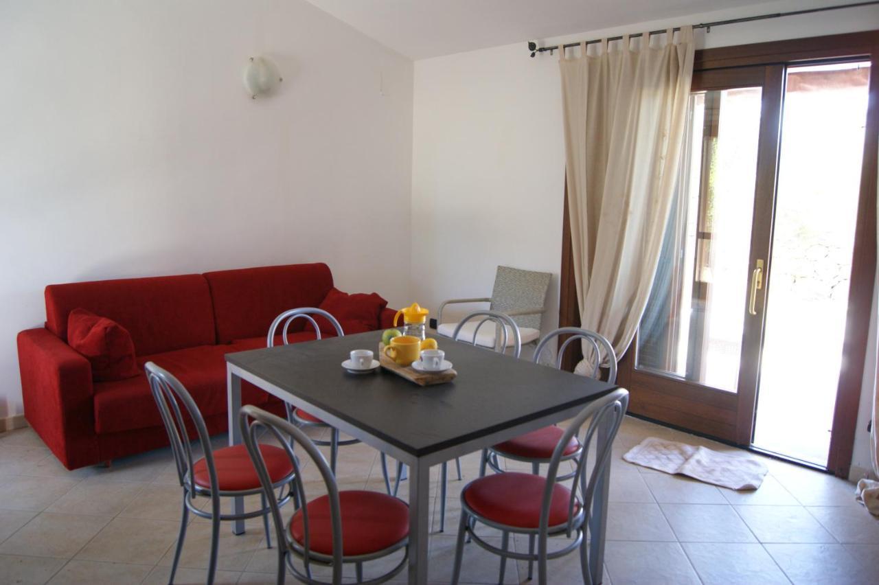 Villetta Indipendente Fronte Spiaggia Villa Budoni Dış mekan fotoğraf